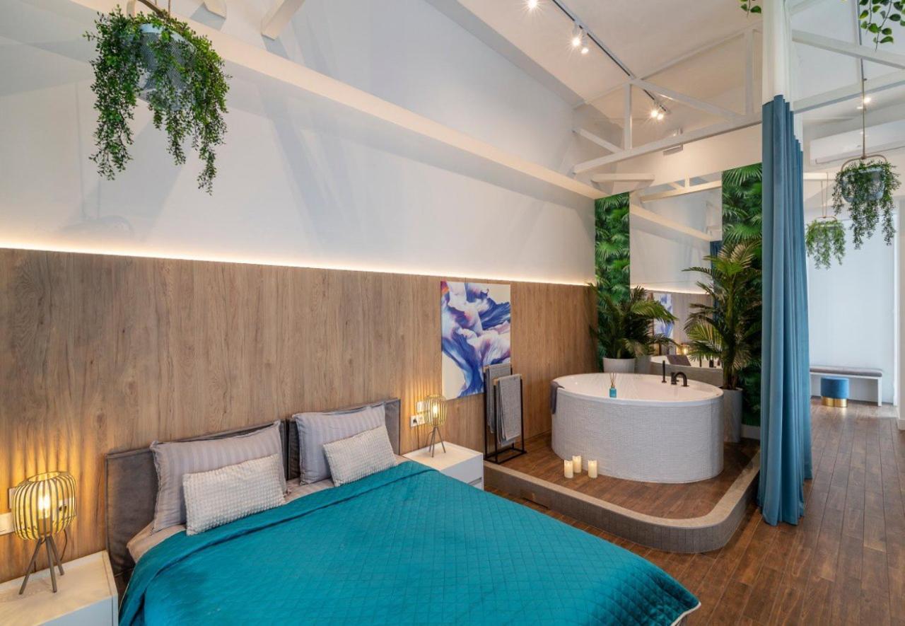 Stylish 1 Bedroom Studio Near Most City Dnepropetrovsk Exterior foto